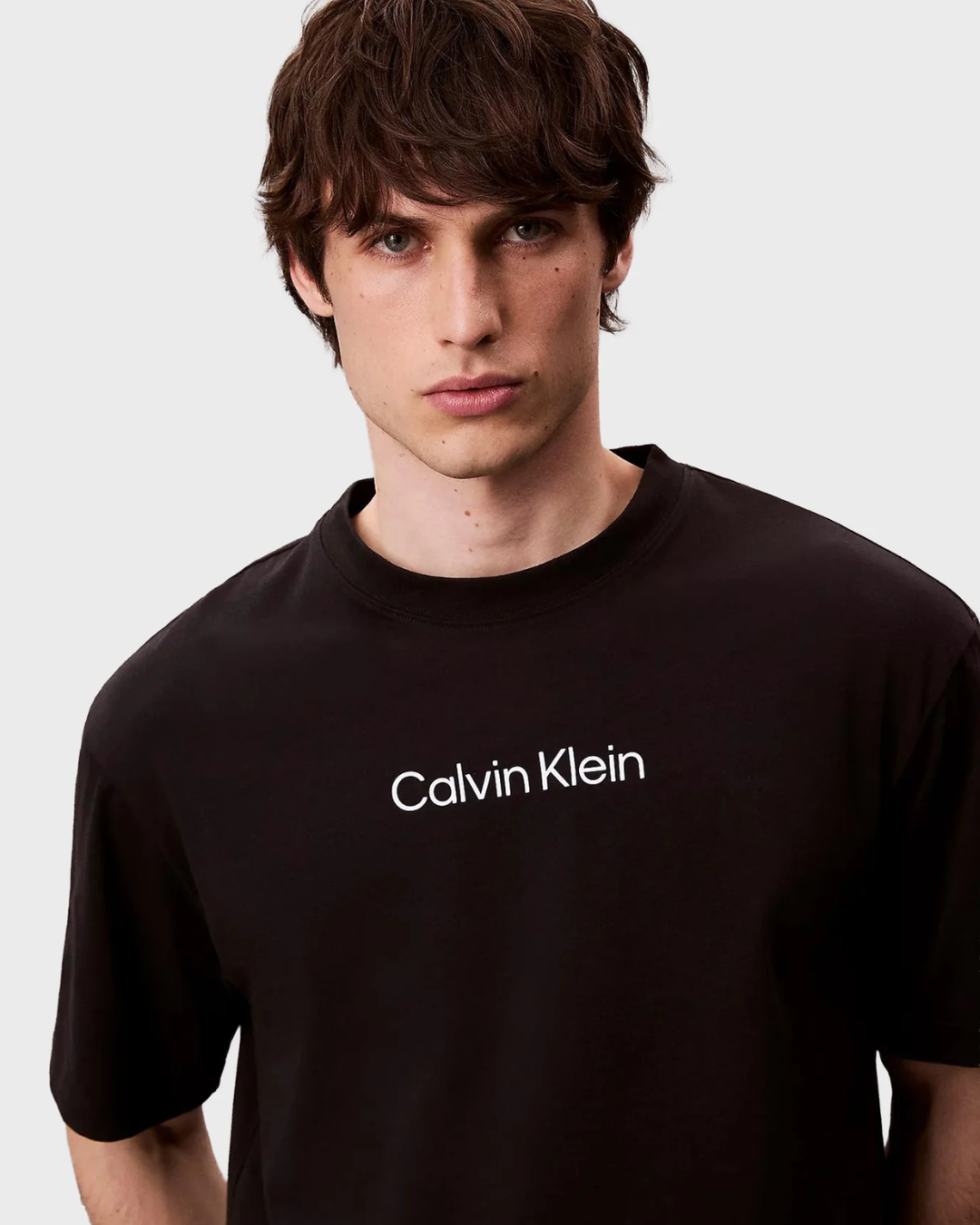 Calvin Klein Футболка чорна білий напис по центру LV04LD230G фото